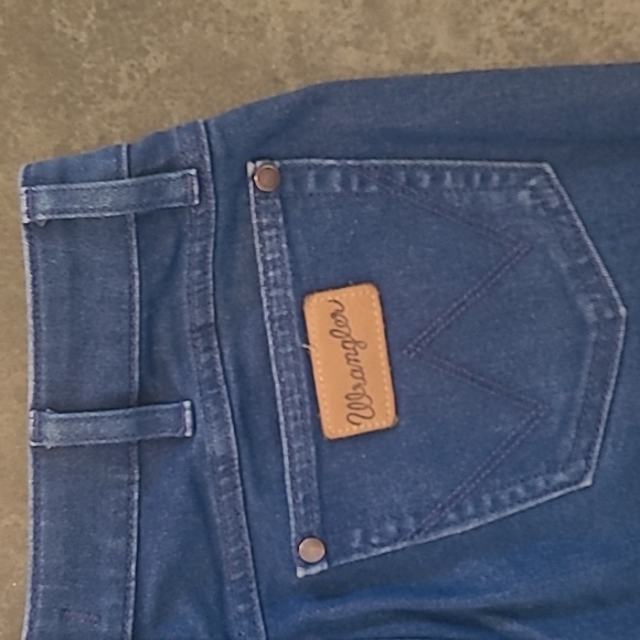 FREE PEOPLE x WRANGLER EXAGGERATED BOOT FLARE JEANS - Picture 12 of 13